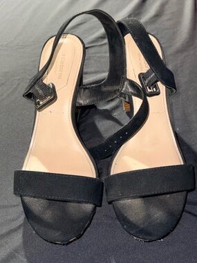 Liz Claiborne Black Open-Toe Slingback Sandals